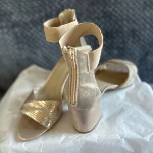White Mountain Champagne Ankle Strap Sandals